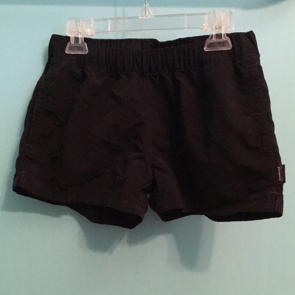 Patagonia Baggies- Black *LIKE NEW*